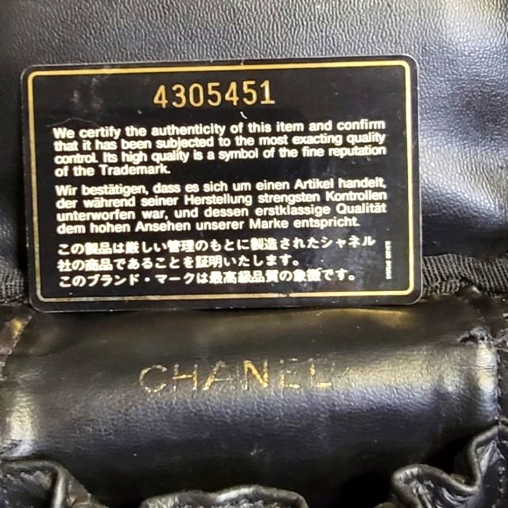 Authentic CHANEL Black Lambskin Leather Vanity Case - Picture 13 of 14